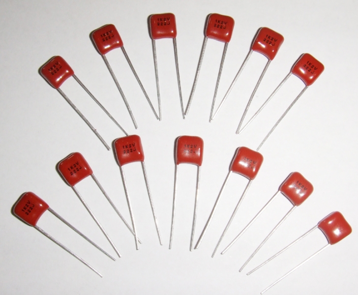 Electronic Capacitors